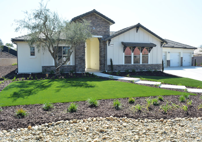 Artificial Lawn Maintenance Tips in Oakley